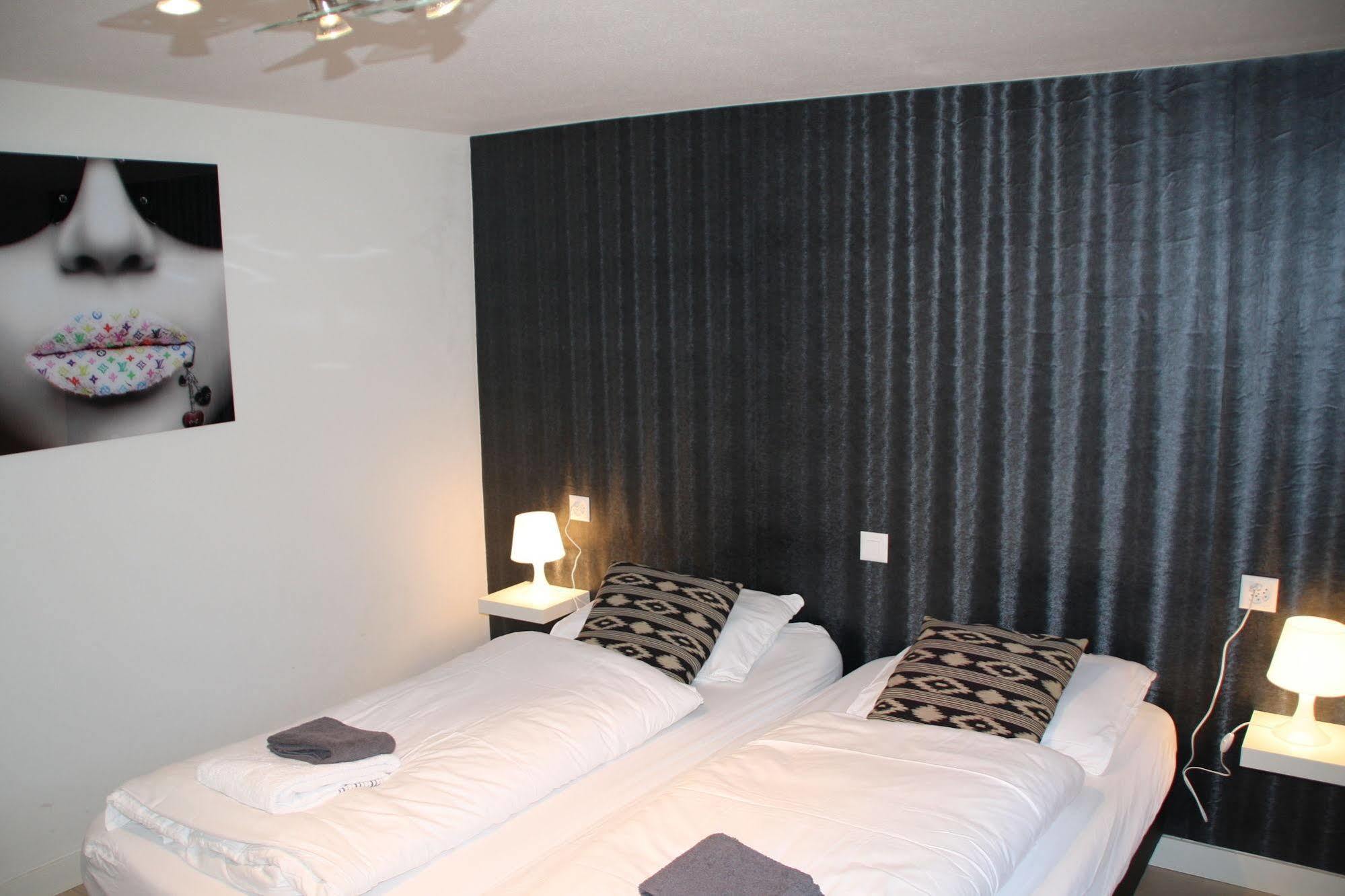 Central & Elegant Apartments,Partially With Fireplace, By Zermatt Rental Exterior photo